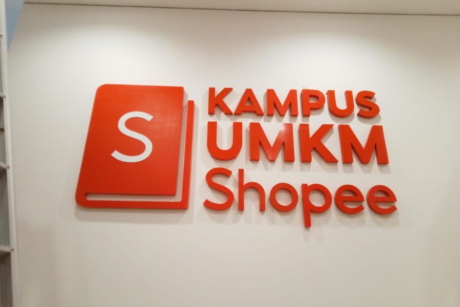 Huruf timbul 3d letter wall kantor kampus shopee by boothspace id